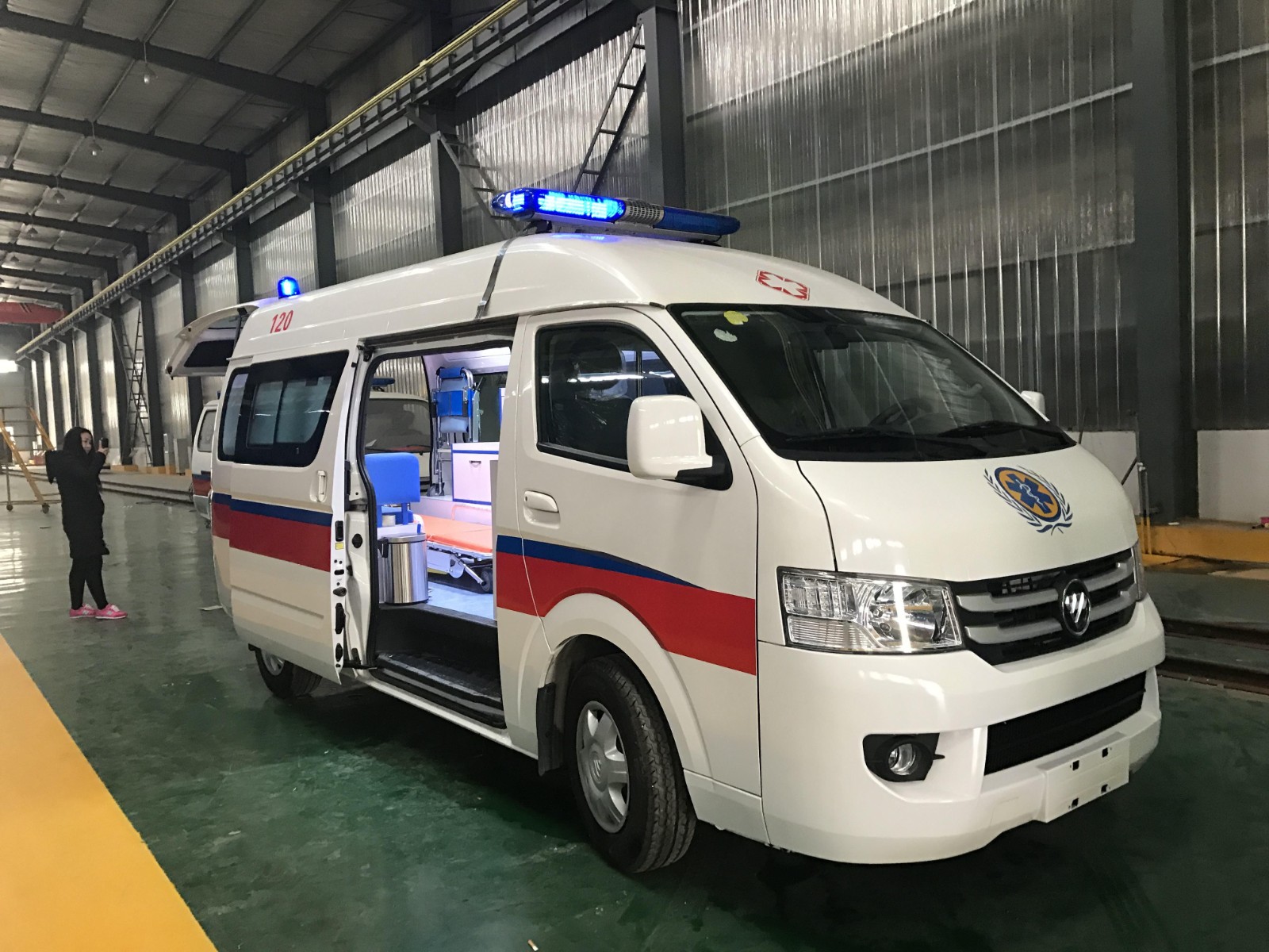 黄梅县救护车转院